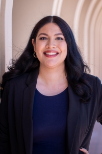Elizabeth V. Hernandez Photo at UCI Libraries